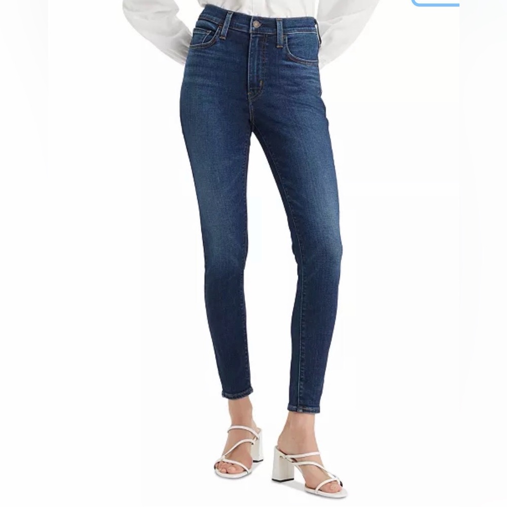 Levi’s High Rise Super Skinny Size 28